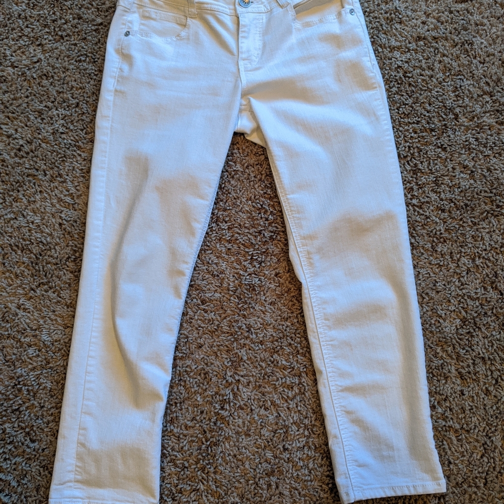 Democracy white ankle jeans